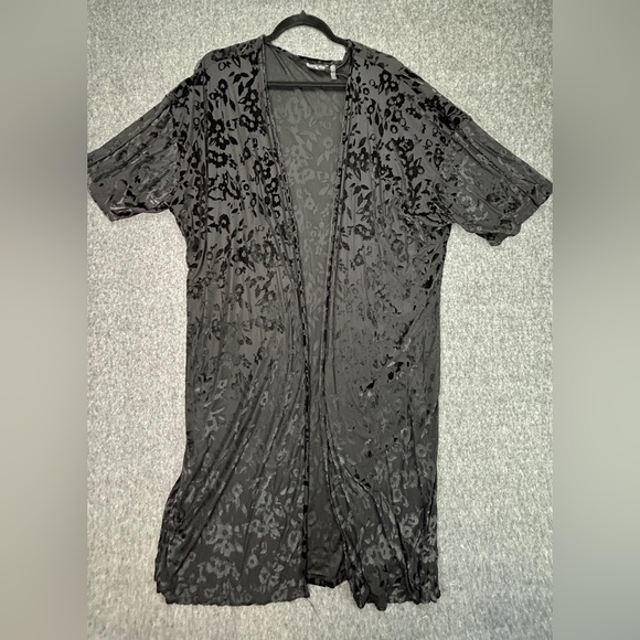 Elliott & vine Open Front Kimono Sheer Black Velvet Floral Size 2X Witchy Whimsi - Picture 2 of 12